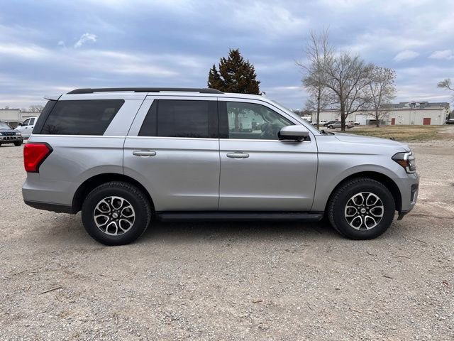 Used 2024 Ford Expedition XLT image 8