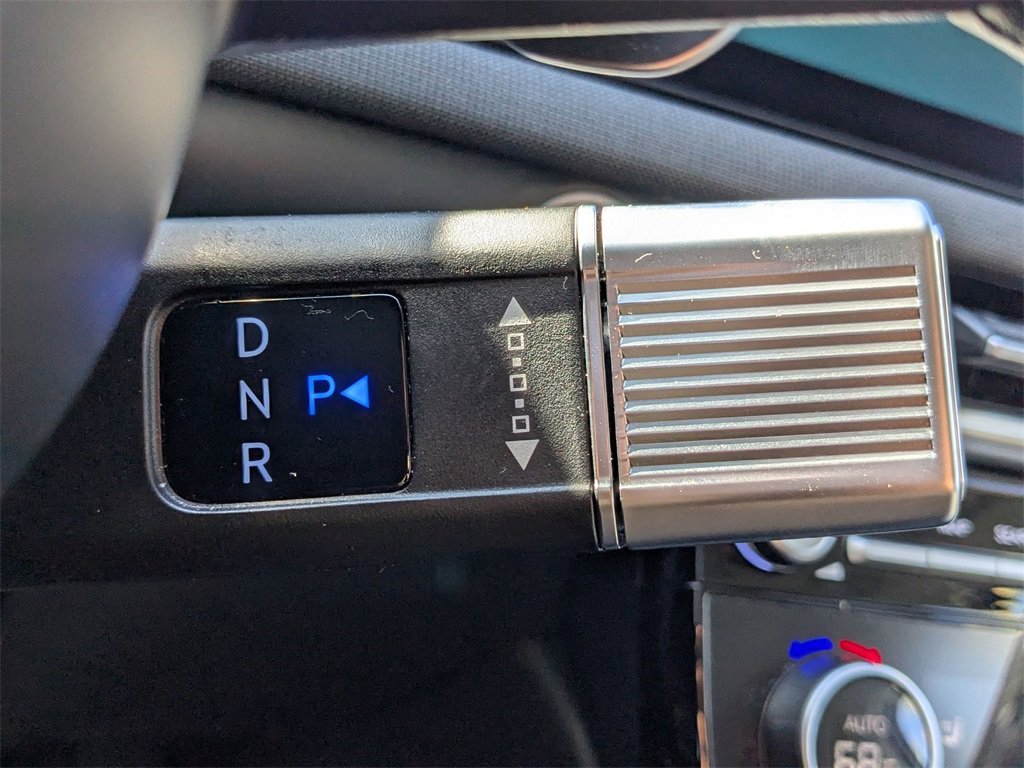 Certified 2025 Hyundai Tucson Limited image 12