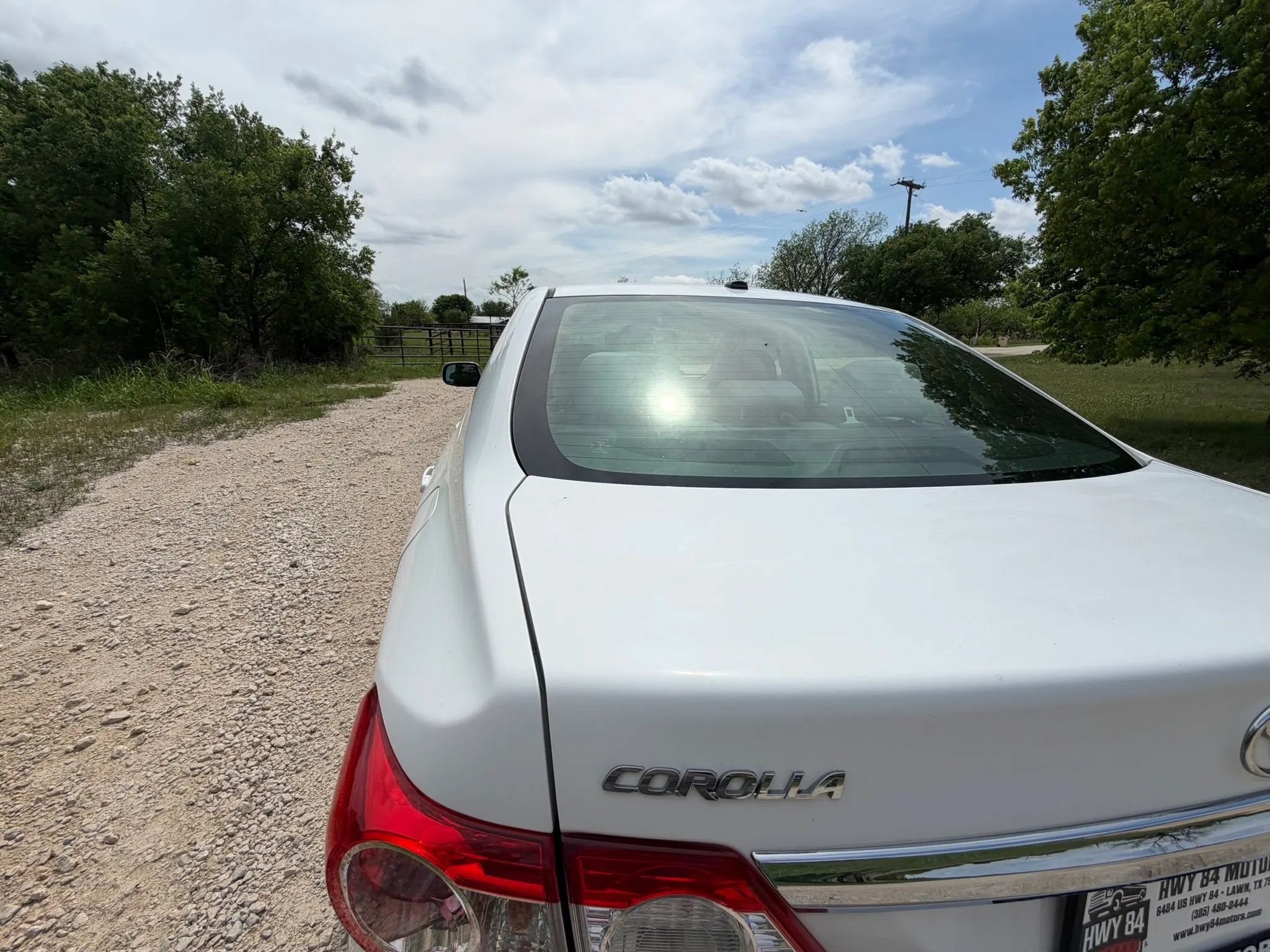 Used 2011 Toyota Corolla LE FWD image 11
