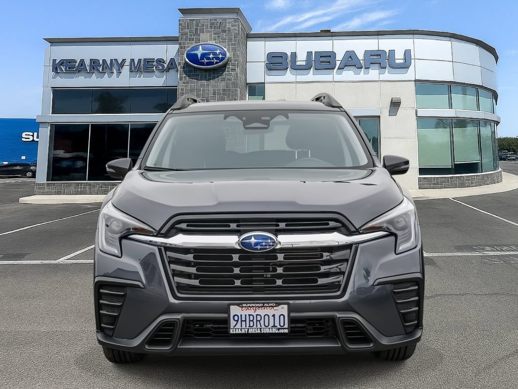 Used 2023 Subaru Ascent Premium w/ Convenience Package AWD/4WD image 2