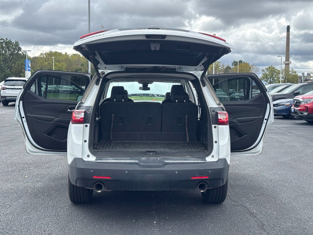 Used 2019 Chevrolet Traverse LT w/ LT Premium Package FWD image 15