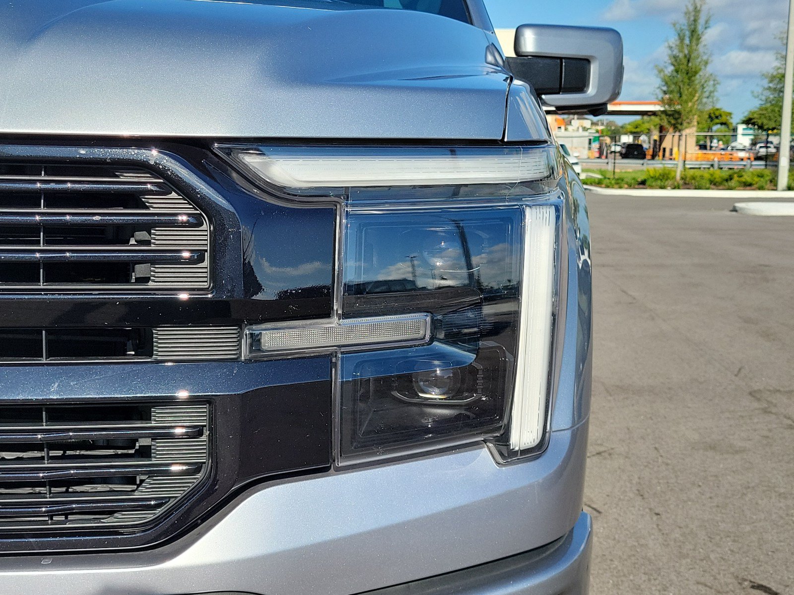 Used 2024 Ford F150 Platinum w/ Equipment Group 702A High AWD/4WD image 10