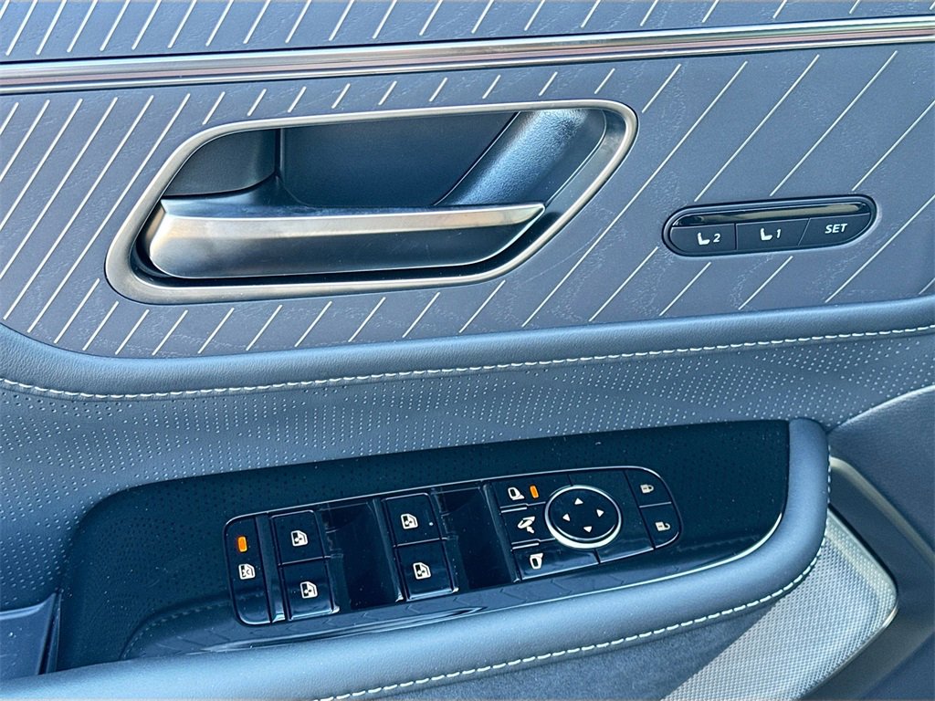 New 2026 INFINITI QX80 Autograph w/ Premium Cargo Package image 18