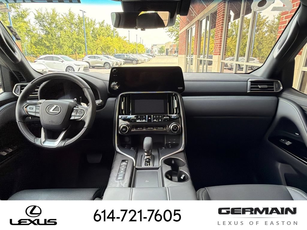 New 2026 Lexus LX 700h Luxury w/ Appearance Package AWD/4WD image 16