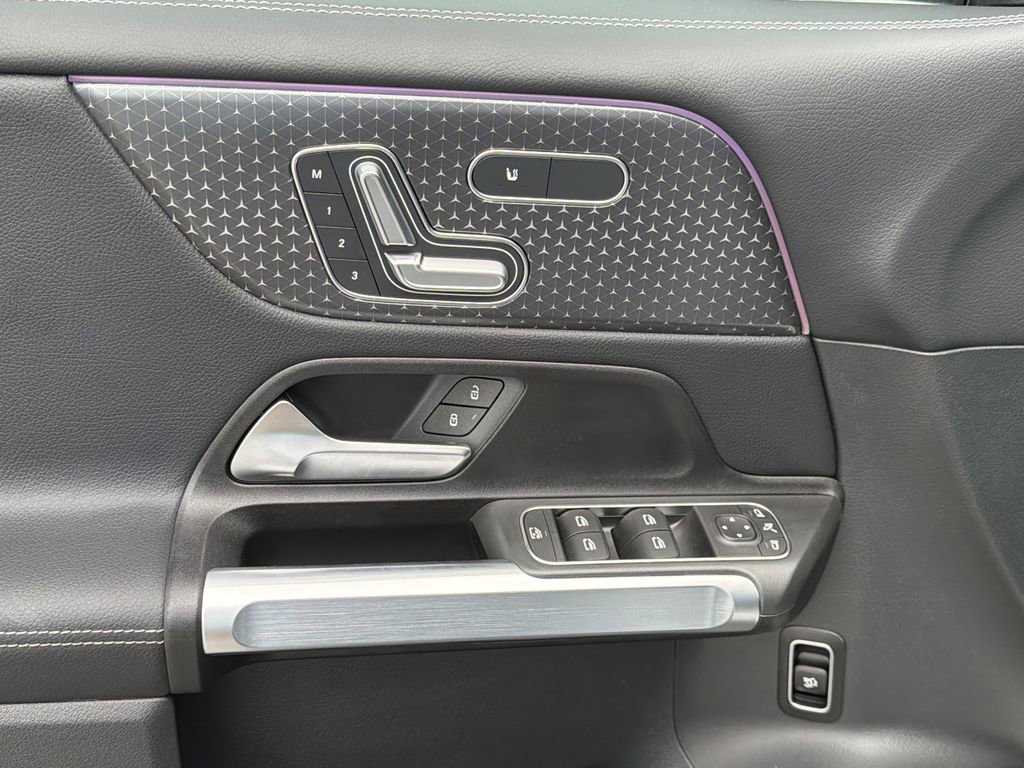 Certified 2026 Mercedes-Benz GLB 250 4MATIC image 22