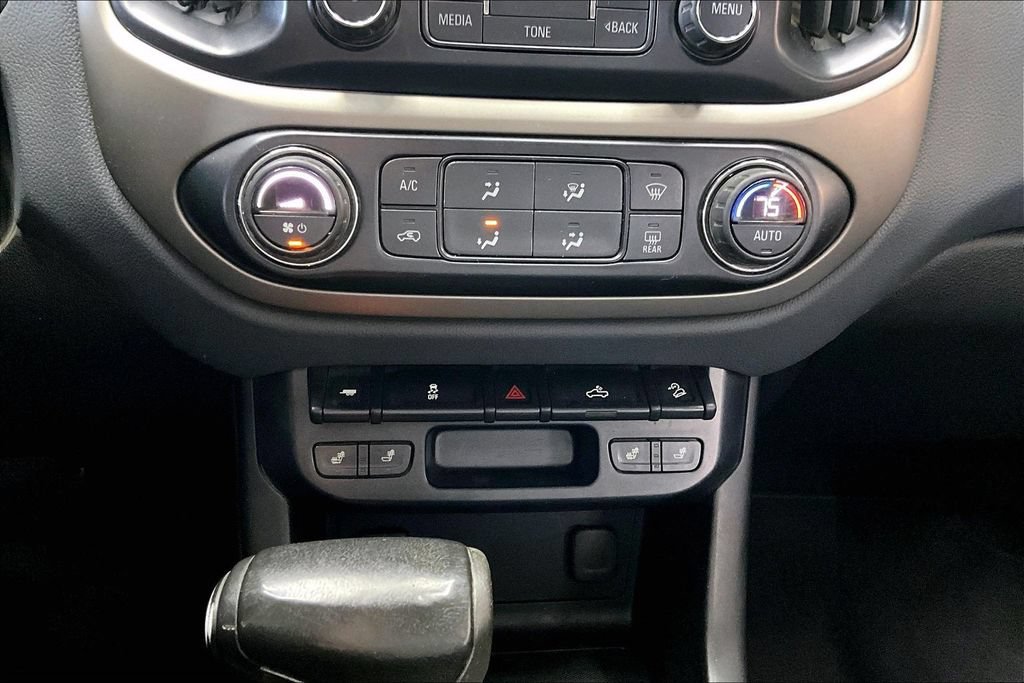 Used 2017 Chevrolet Colorado Z71 AWD/4WD image 14