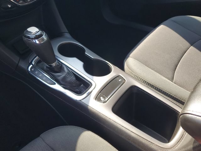 Certified 2017 Chevrolet Cruze LT w/ Convenience Package FWD image 26