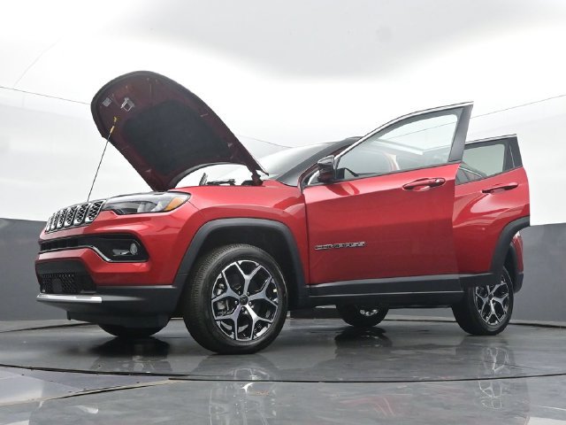 New 2026 Jeep Compass Limited w/ Sun, Sound & Navigation Group AWD/4WD image 60