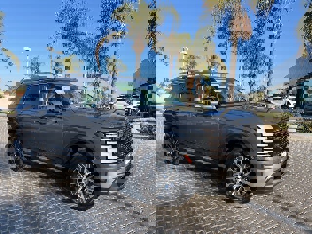 New 2026 Hyundai Palisade SEL Premium