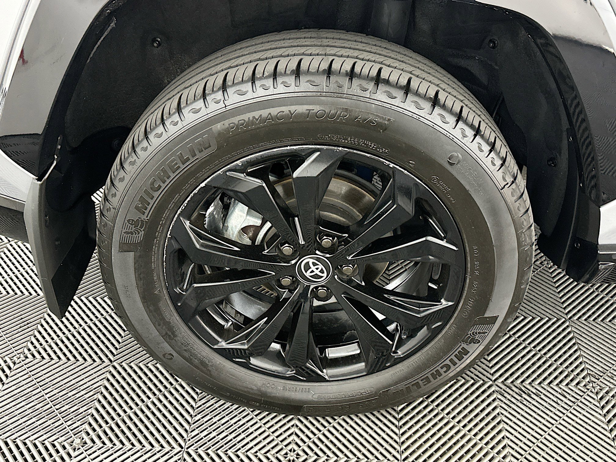 Used 2024 Toyota RAV4 XSE image 11