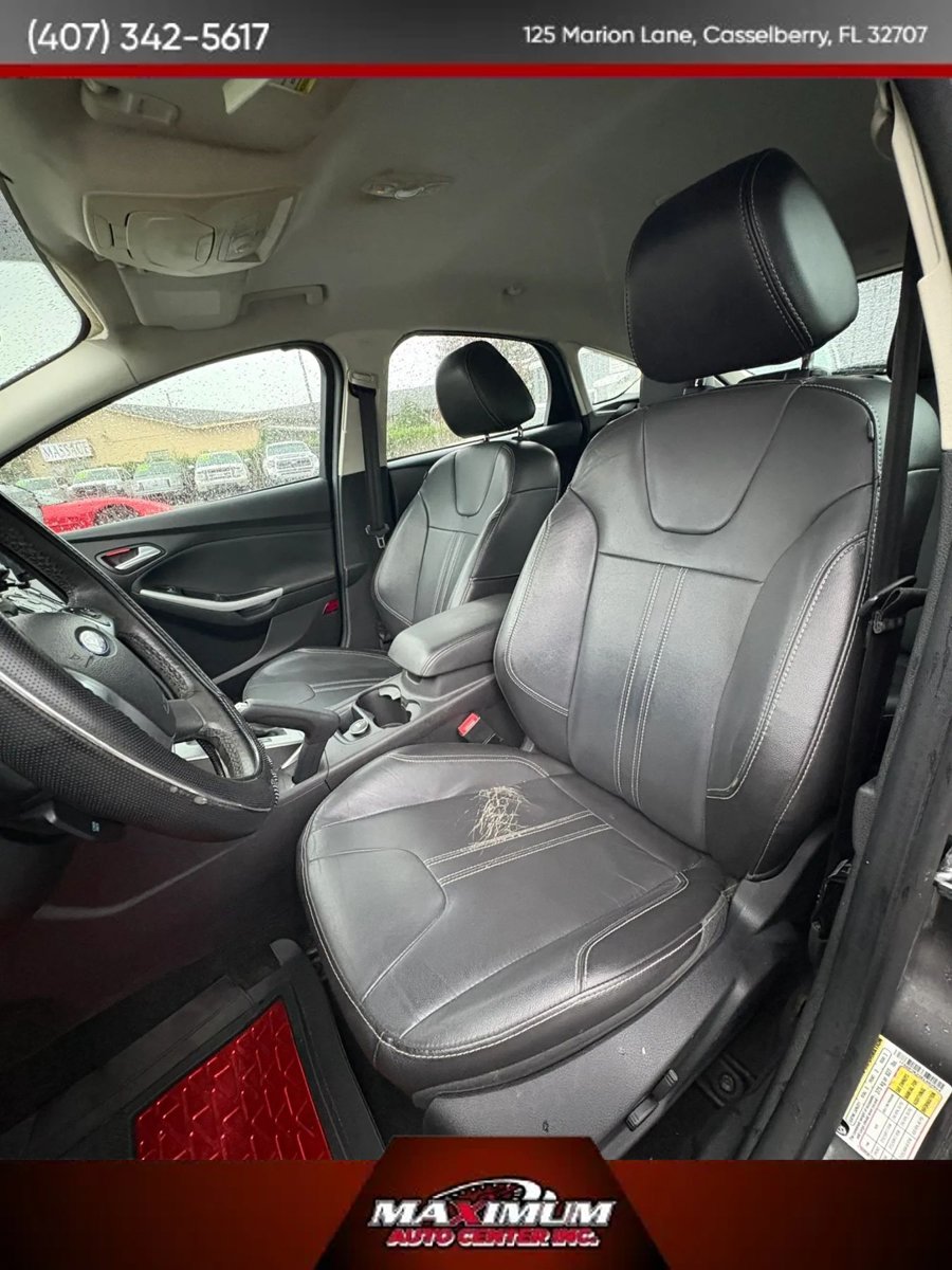 Used 2014 Ford Focus SE w/ Equipment Group 201A FWD image 12