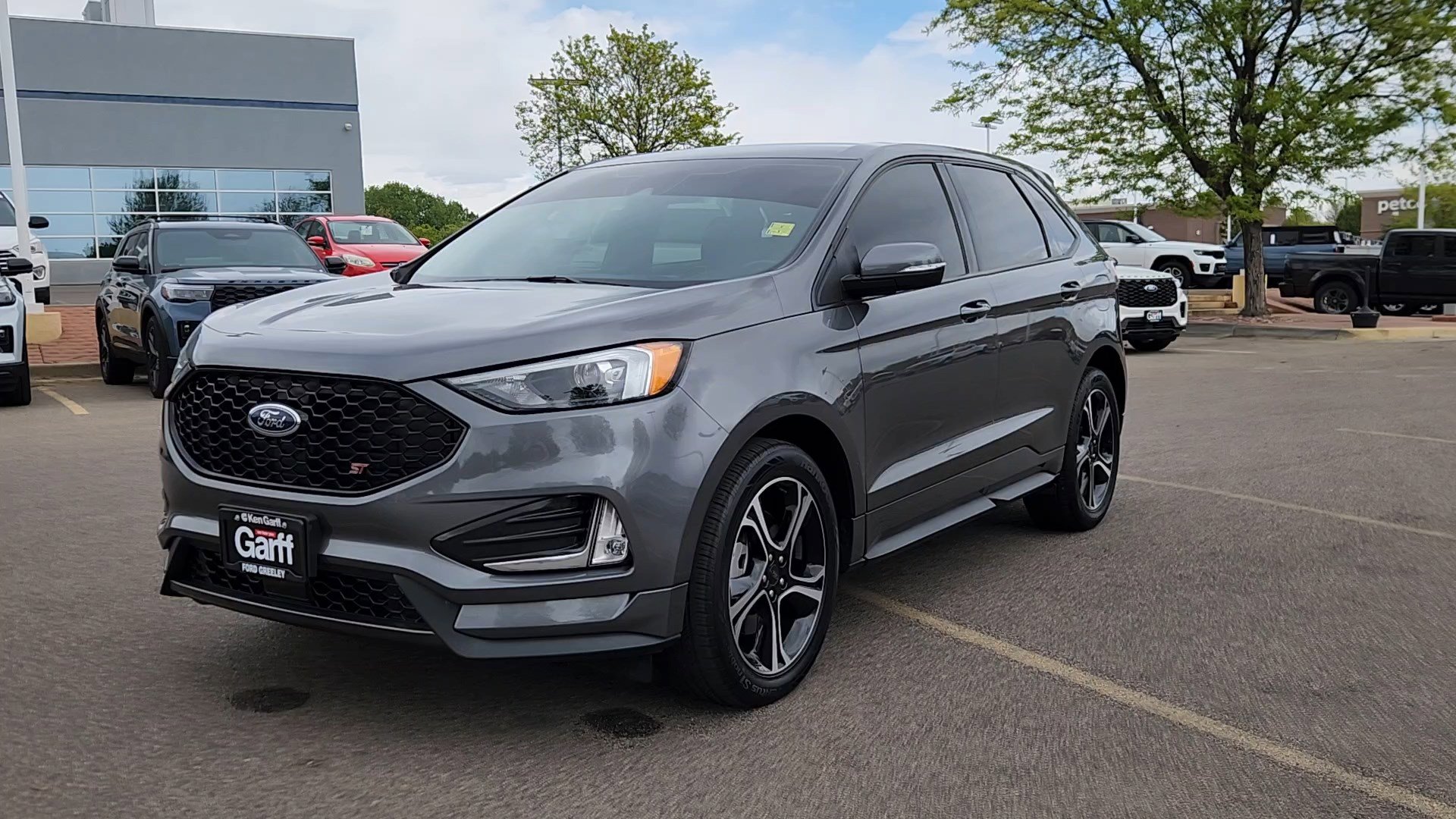 Used 2023 Ford Edge ST AWD/4WD image 3