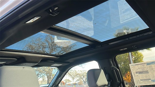 New 2025 Ford F150 Lightning Lariat image 27