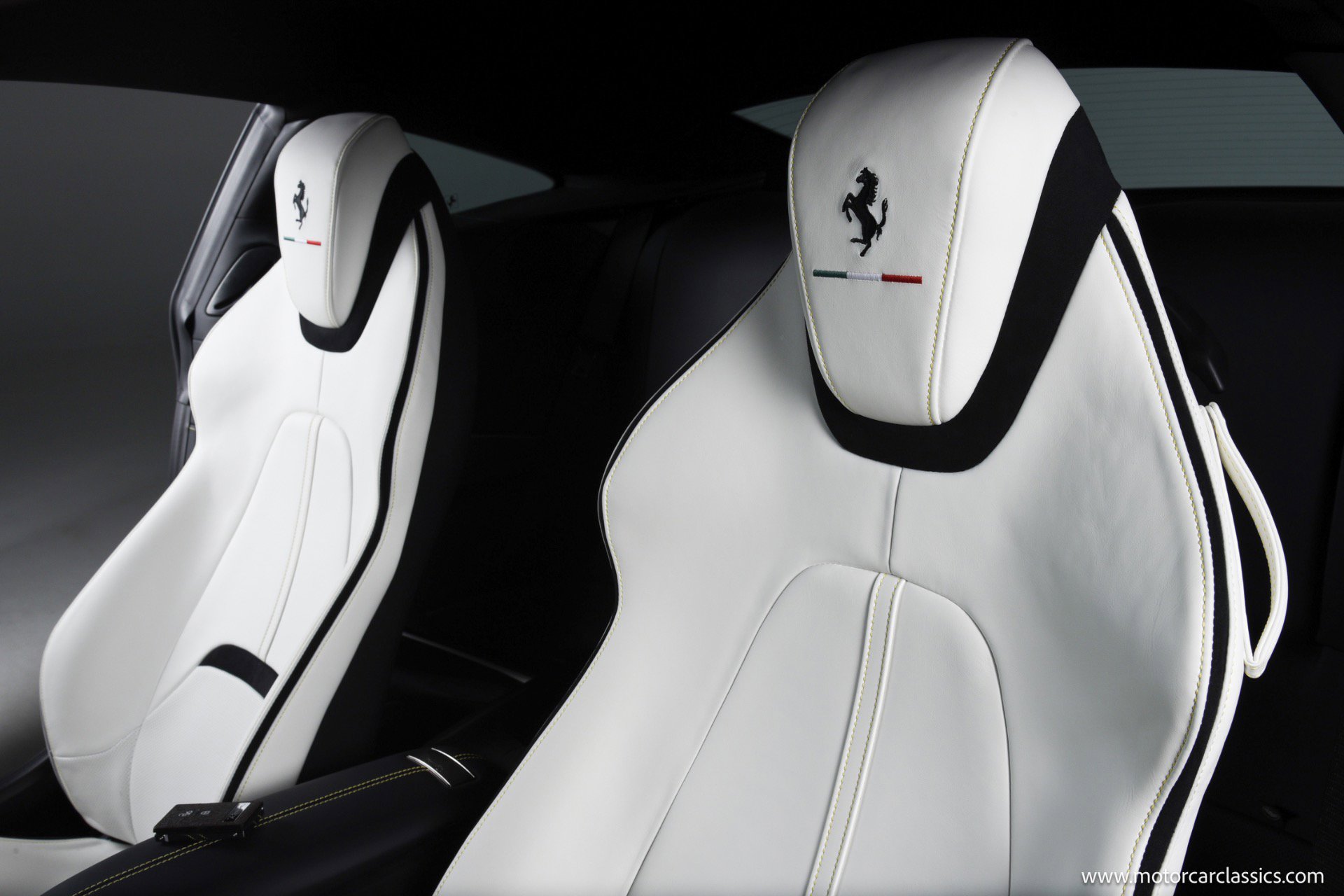 Used 2024 Ferrari Roma image 24