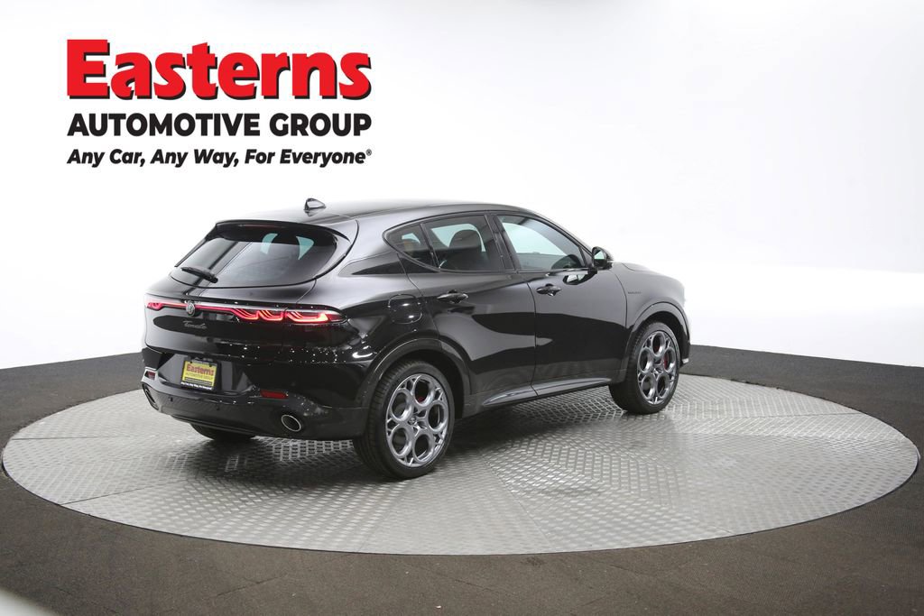 Used 2024 Alfa Romeo Tonale Veloce image 42