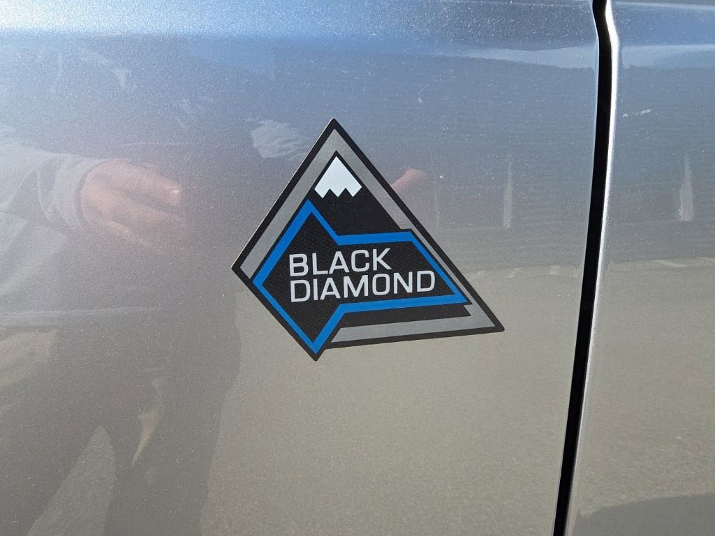 Certified 2022 Ford Bronco Black Diamond image 11