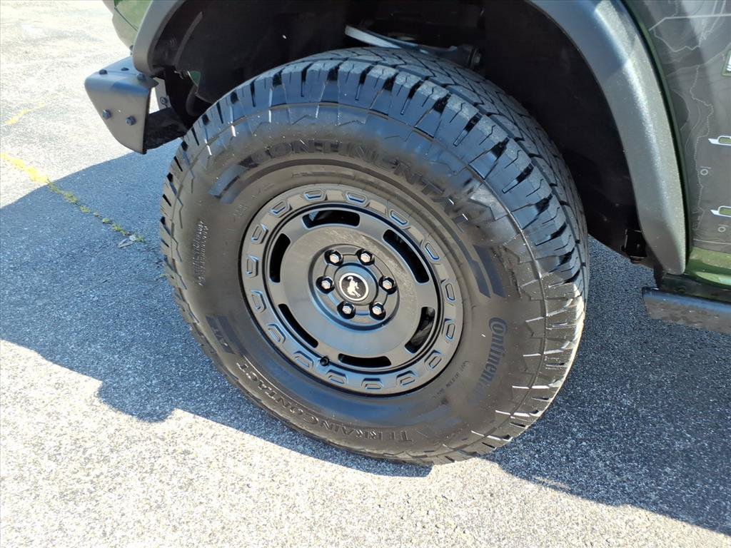 Used 2023 Ford Bronco Everglades AWD/4WD image 9