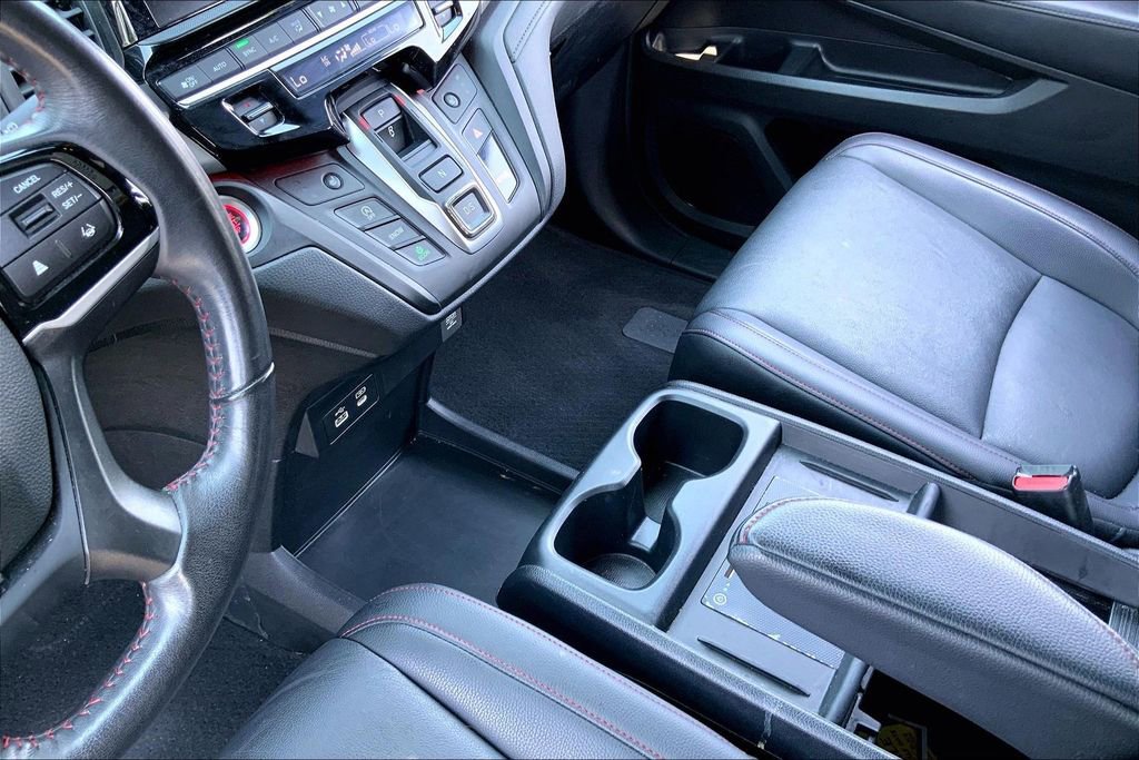 Used 2025 Honda Odyssey Sport-L image 13
