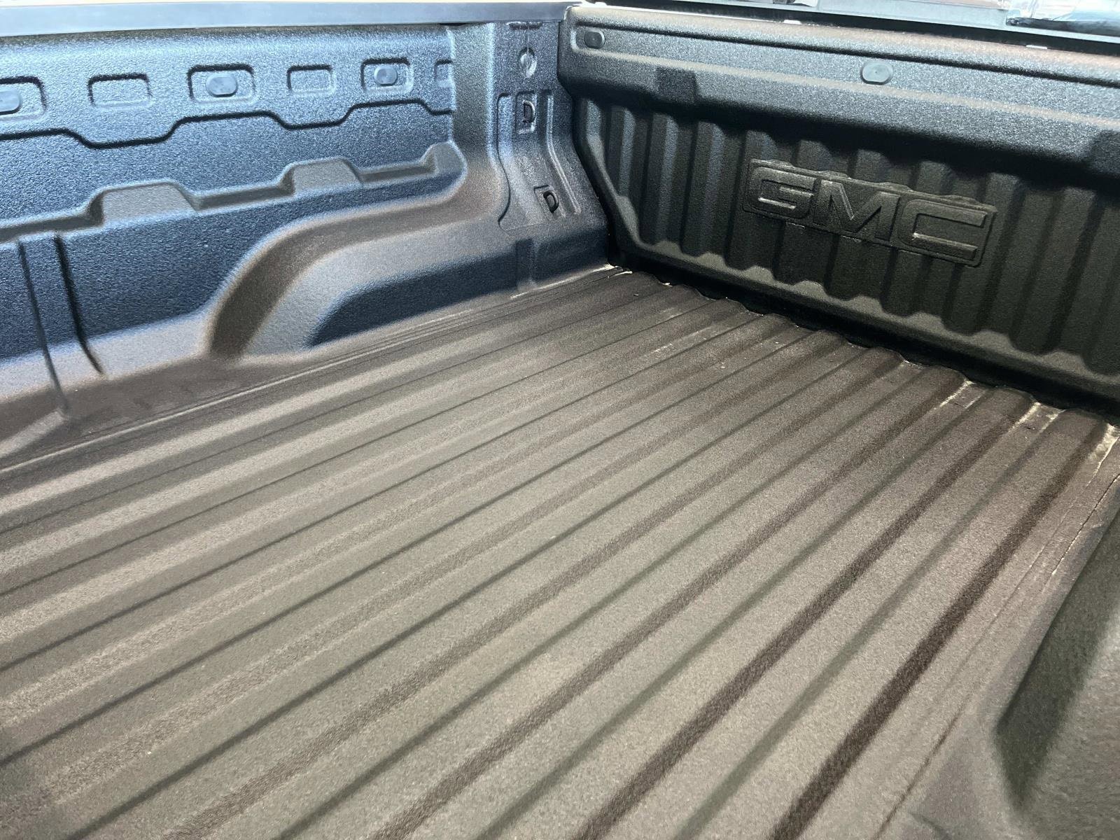 New 2026 GMC Canyon Denali image 3