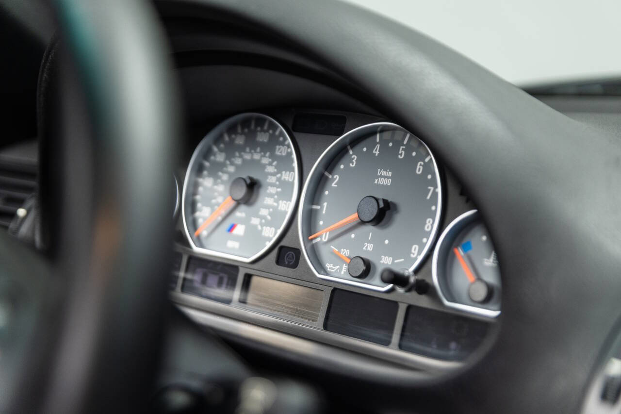 Used 2005 BMW M3 Convertible image 50