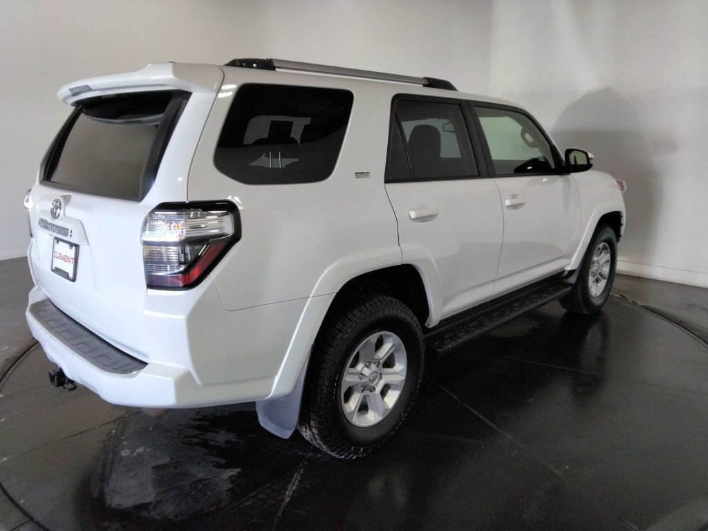 Used 2024 Toyota 4Runner SR5 Premium image 5