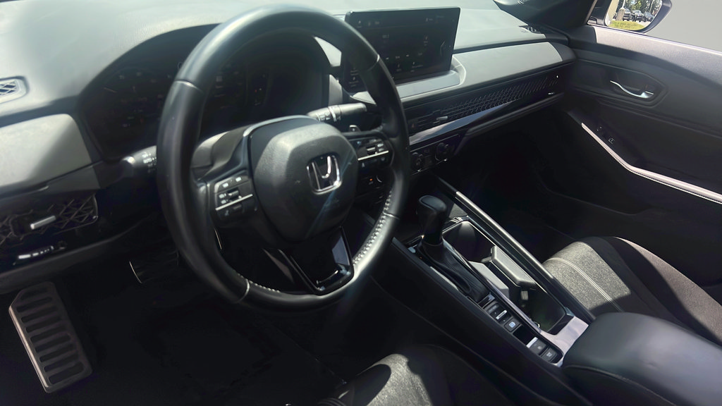 Used 2023 Honda Accord Sport image 4