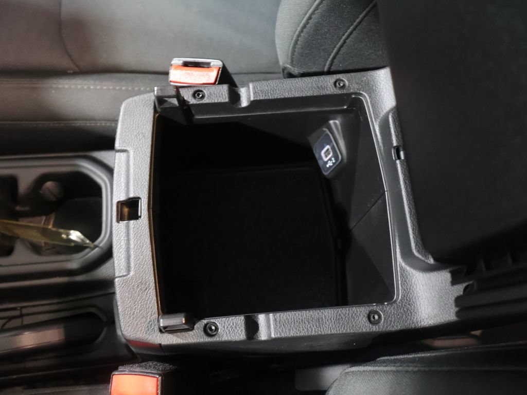 Used 2022 Jeep Wrangler Sport AWD/4WD image 24