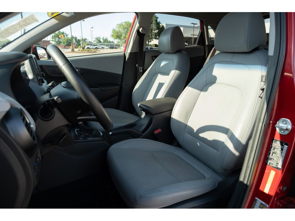 Used 2021 Hyundai Kona Ultimate AWD/4WD image 12