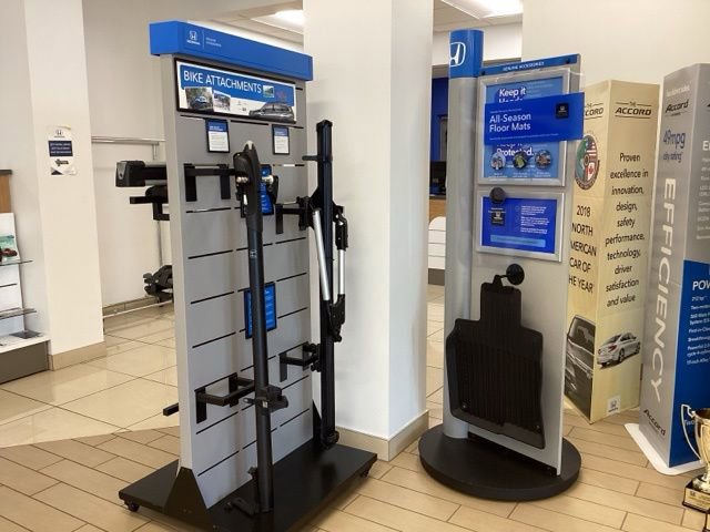 Used 2023 Toyota Camry LE image 10