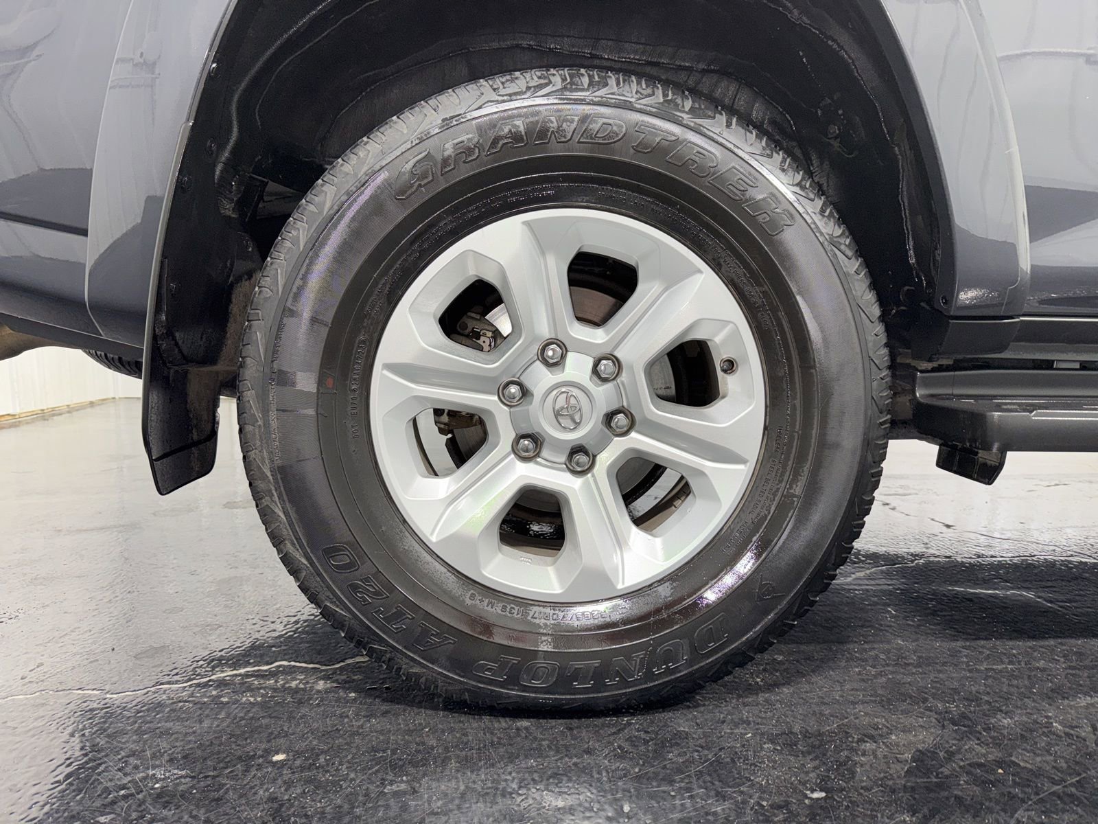 Used 2024 Toyota 4Runner SR5 AWD/4WD image 8