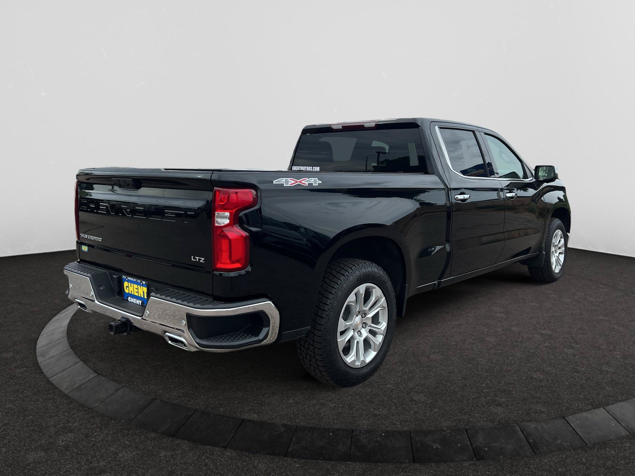 Used 2023 Chevrolet Silverado 1500 LTZ AWD/4WD image 6