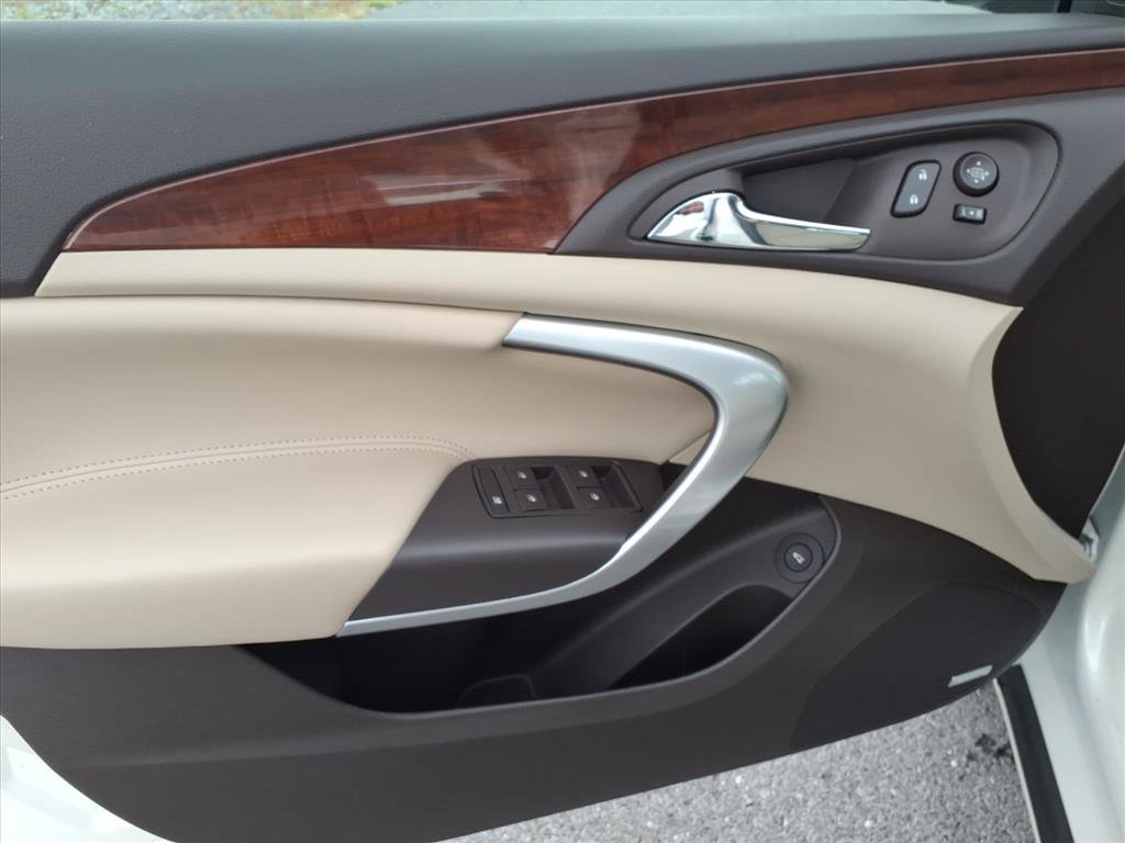 Used 2015 Buick Regal Premium w/ Driver Confidence Package #1 image 13