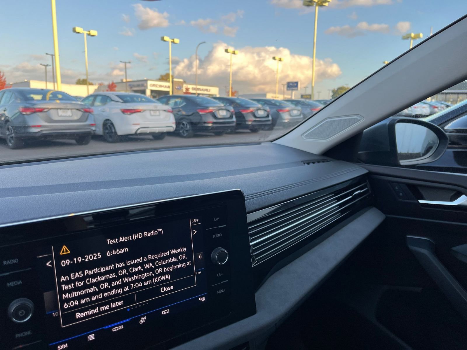 Used 2025 Volkswagen Jetta SE image 35