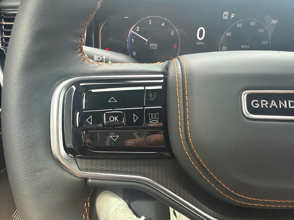 New 2026 Jeep Grand Wagoneer L Summit AWD/4WD image 25