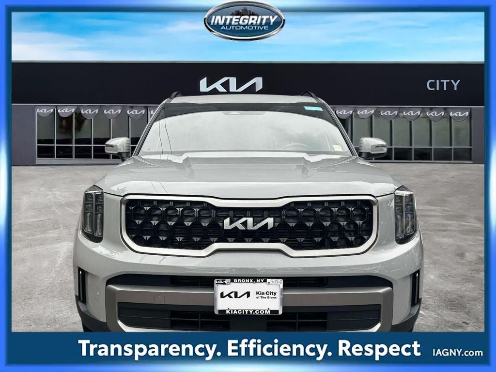 Used 2023 Kia Telluride EX X-Line AWD/4WD image 2