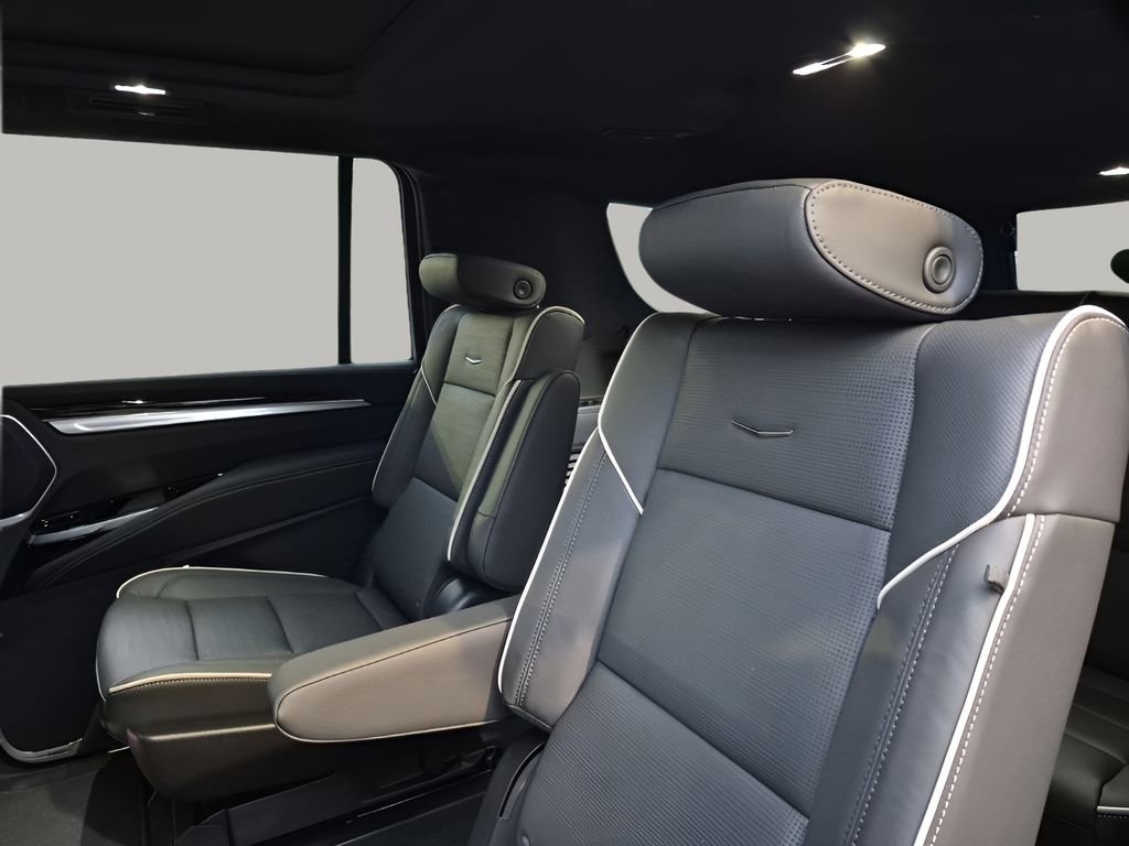 New 2026 Cadillac Escalade ESV Sport AWD/4WD image 22