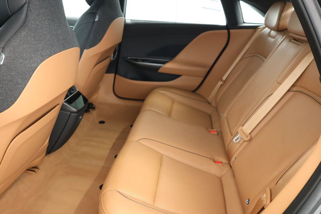 Used 2023 Lucid Air Touring image 22