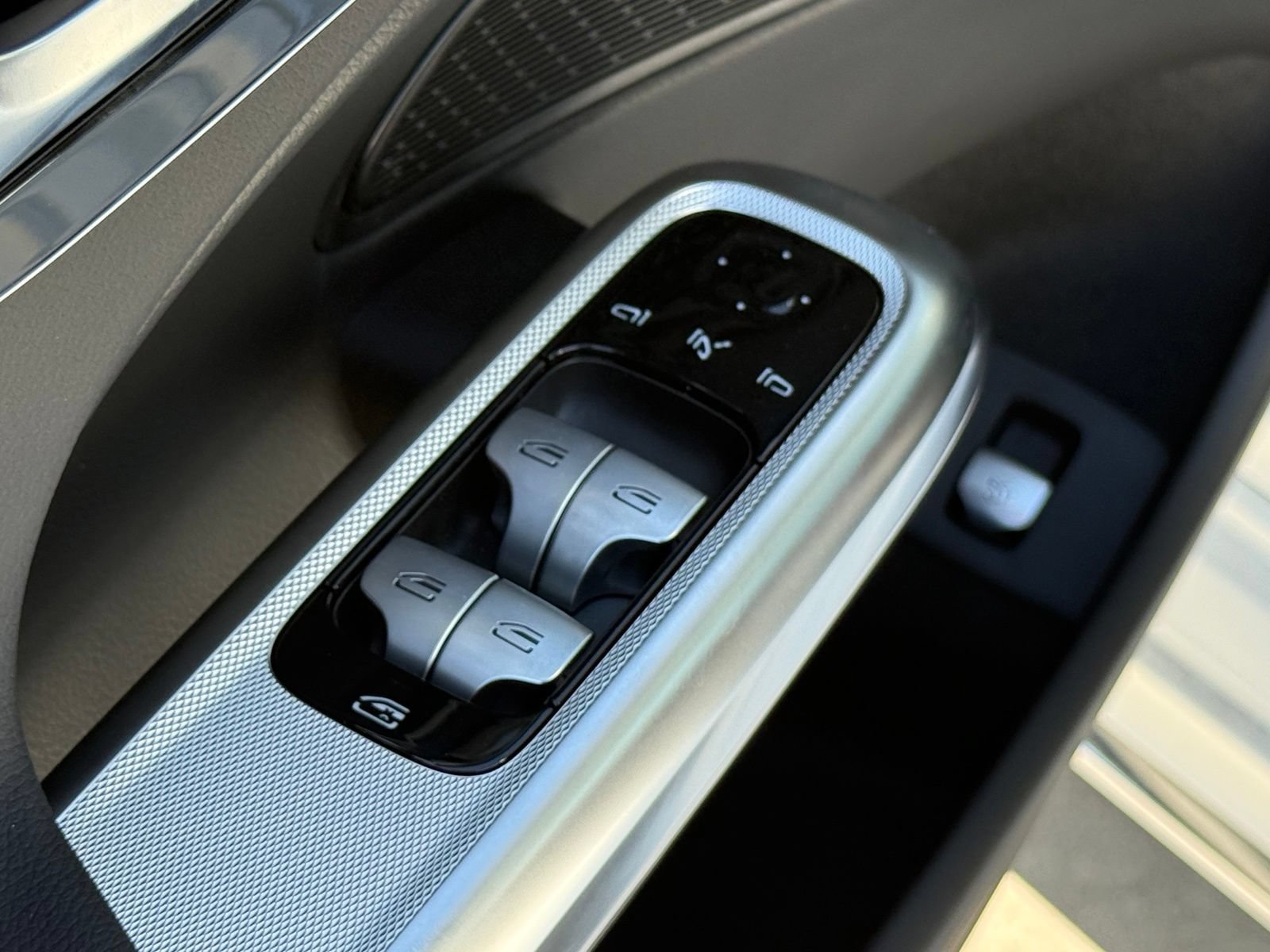 New 2026 Mercedes-Benz E 350 Sedan image 17