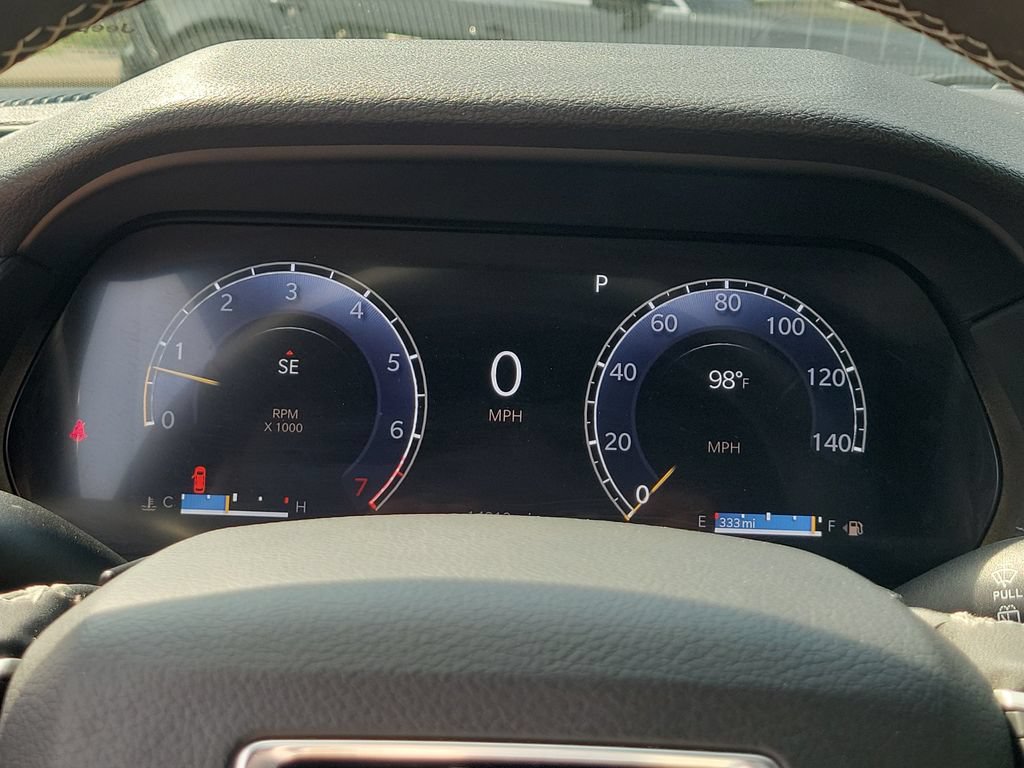 Certified 2025 Jeep Grand Cherokee Laredo AWD/4WD image 27