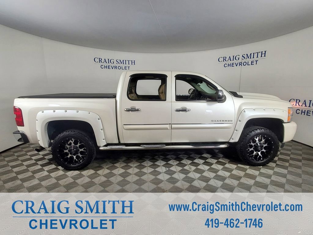 Used 2011 Chevrolet Silverado 1500 LTZ w/ LTZ White Diamond Edition image 7