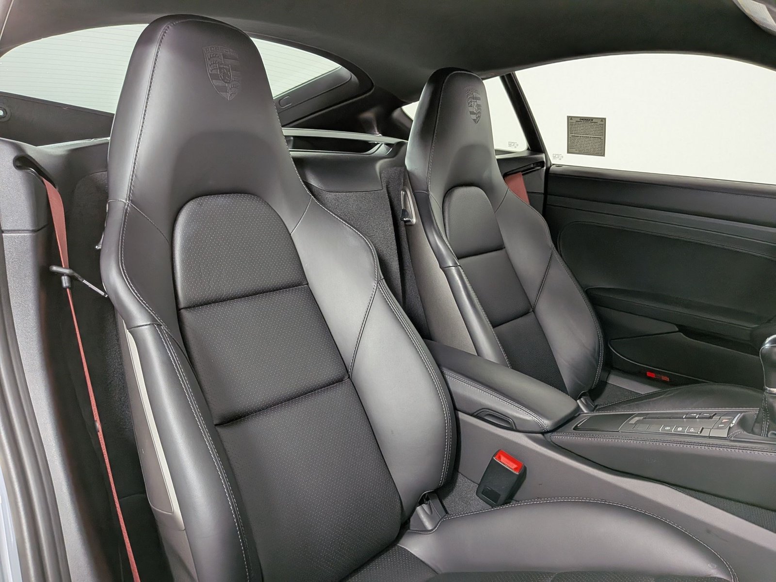 Certified 2024 Porsche 718 Cayman S RWD image 21