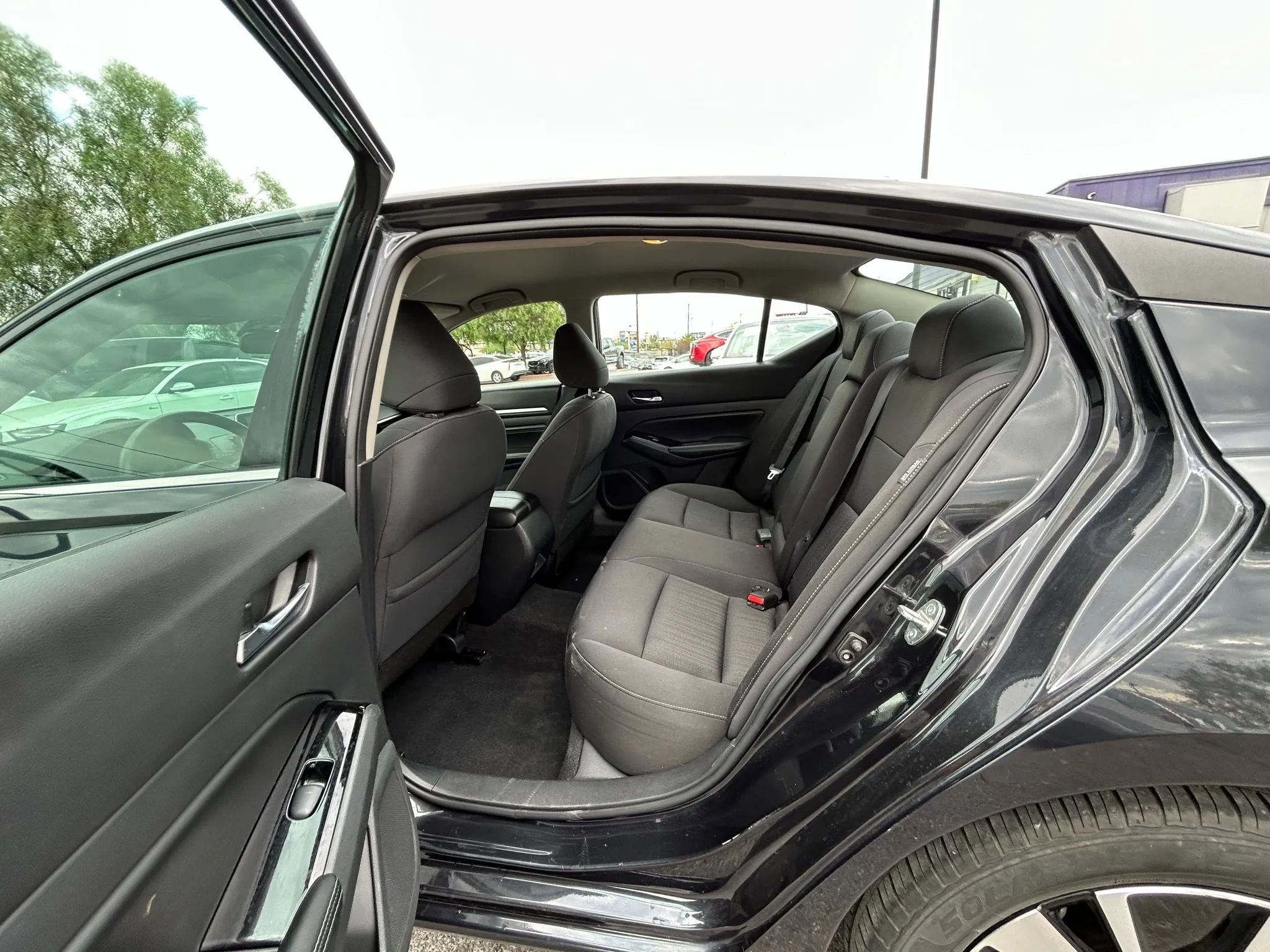 Used 2021 Nissan Altima 2.5 SV image 11