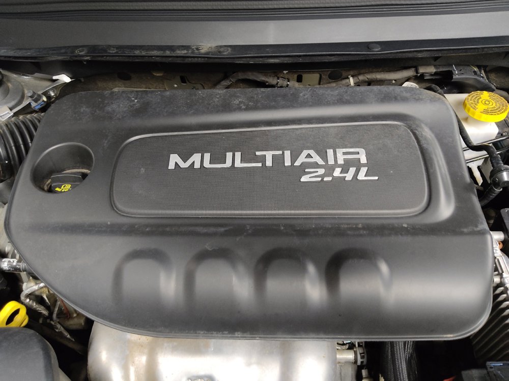 Used 2019 Jeep Cherokee Latitude w/ Popular Appearance Group FWD image 30