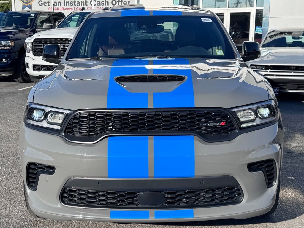 Used 2025 Dodge Durango R/T AWD/4WD image 2