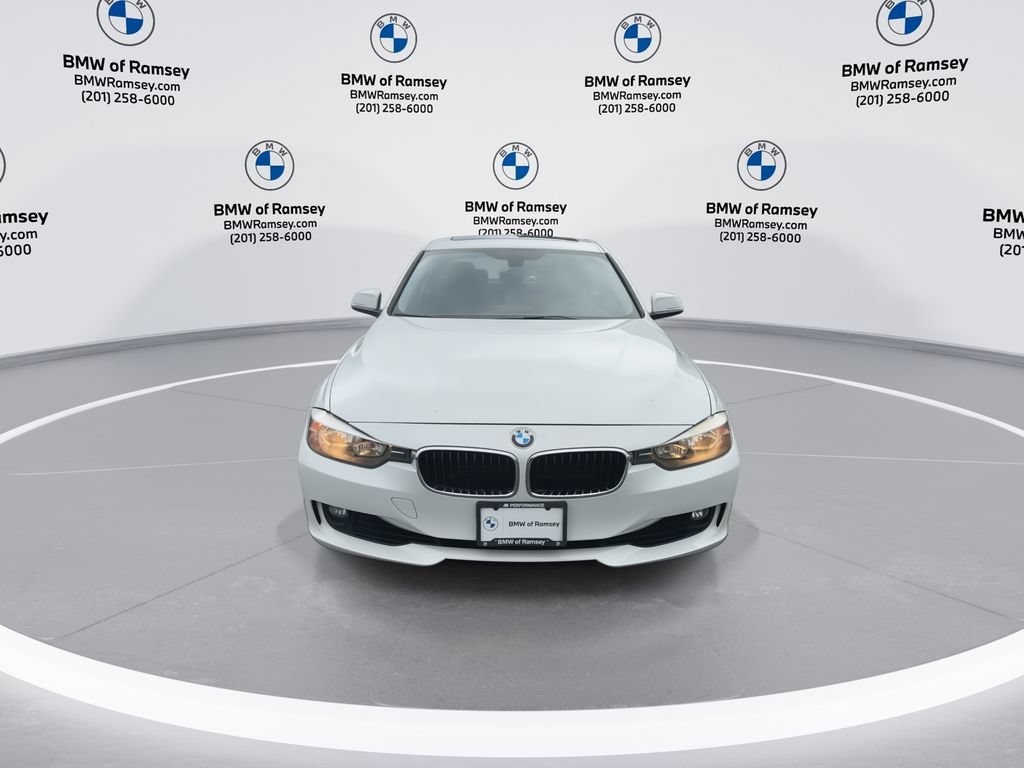 Used 2014 BMW 328i xDrive Sedan AWD/4WD image 3