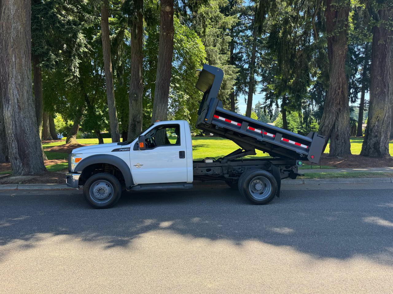 Used 2011 Ford F450 XL w/ PWR Equipment Group AWD/4WD image 4
