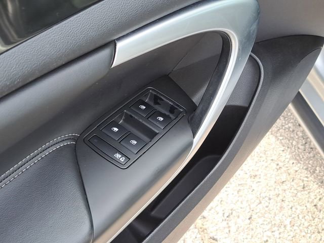 Used 2012 Buick Regal Leather image 18