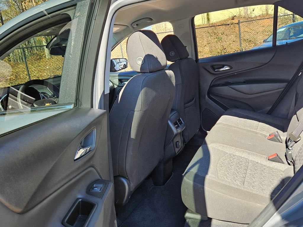 Used 2023 Chevrolet Equinox LT image 7