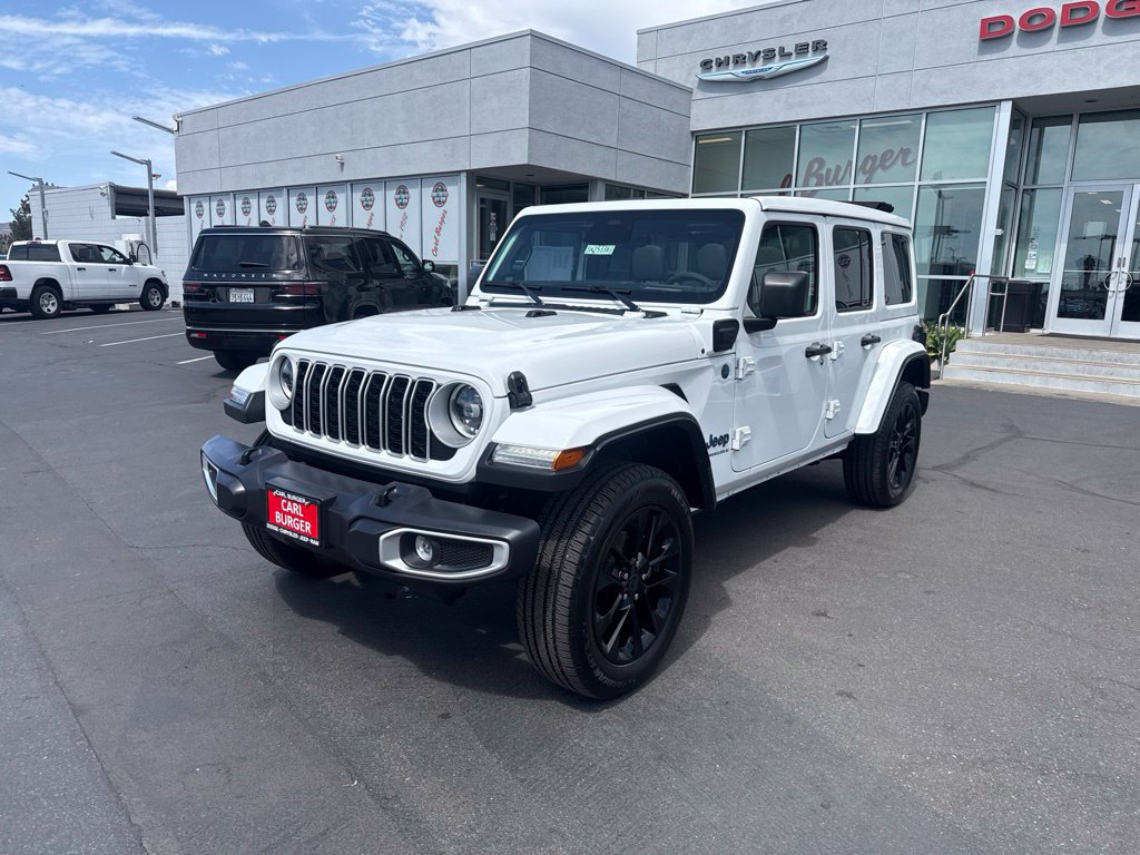 Certified 2025 Jeep Wrangler Unlimited Sahara w/ Safety Group AWD/4WD image 3