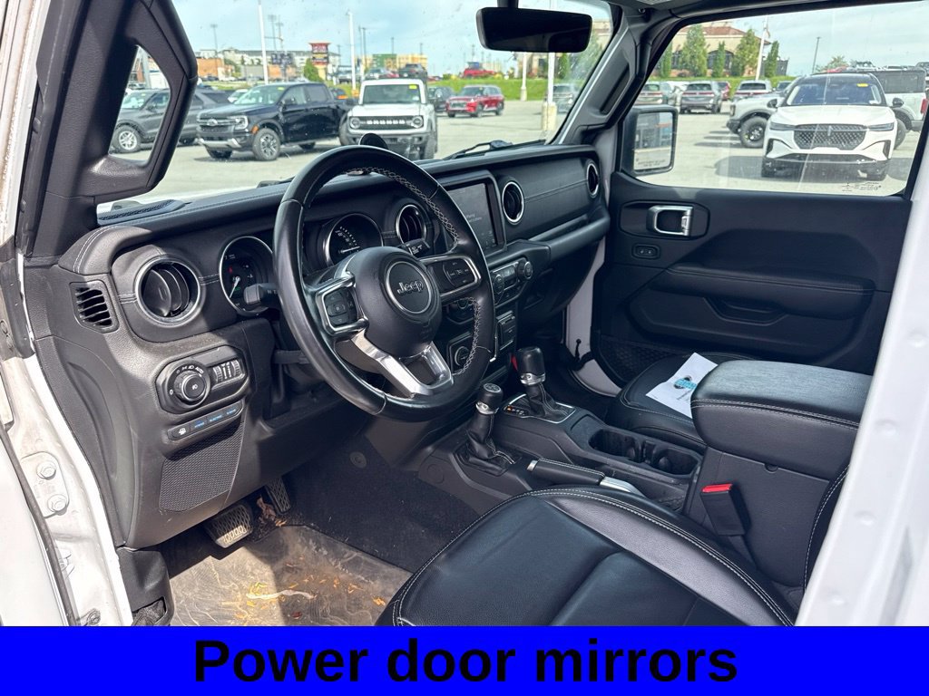 Used 2022 Jeep Wrangler Unlimited Sahara AWD/4WD image 11